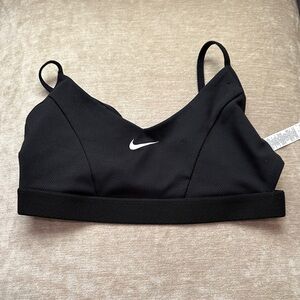 NWOT! Nike black sports bra size medium